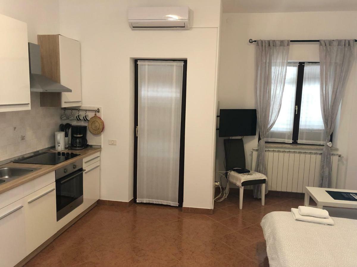 Apartment Vesna Veleniki Екстер'єр фото