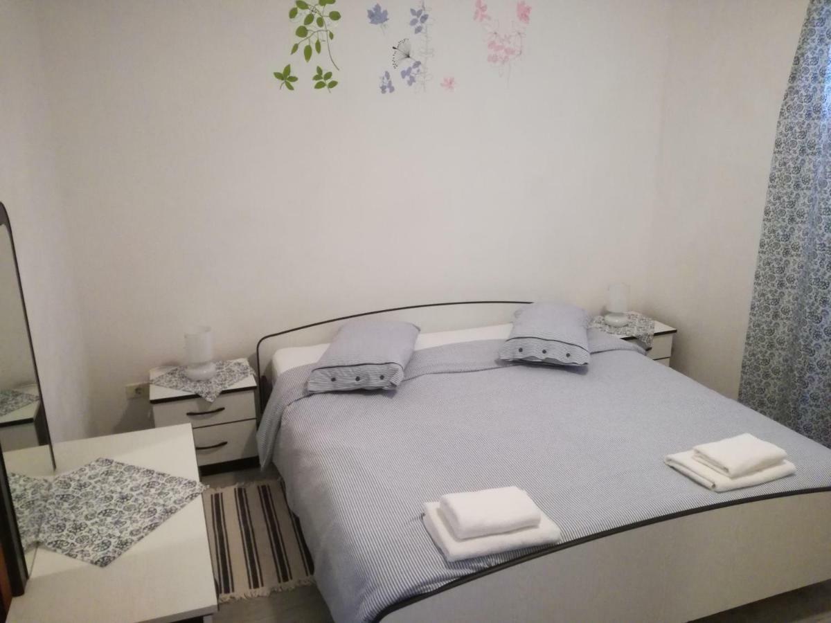 Apartment Vesna Veleniki Екстер'єр фото