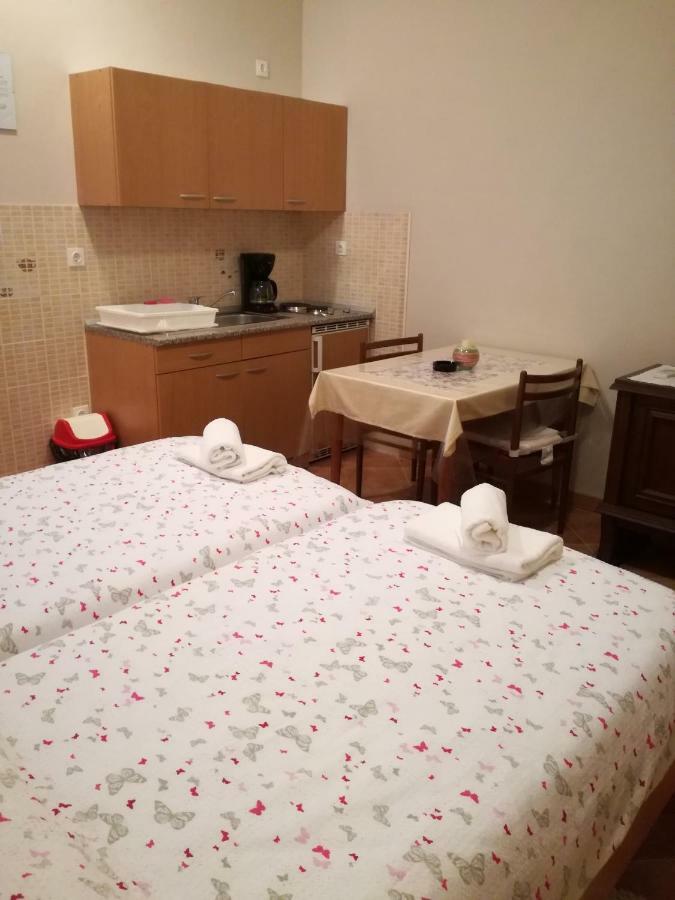Apartment Vesna Veleniki Екстер'єр фото